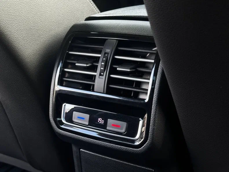 Volkswagen Passat 2016 - 16