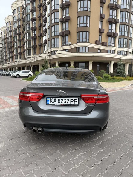 Jaguar XE 2016 - 2