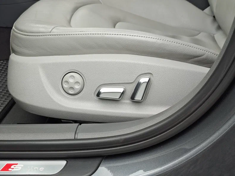 Audi A4 2013 - 33