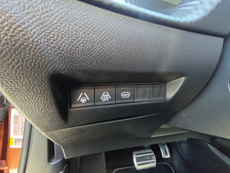 Peugeot 2008 2020 - 24