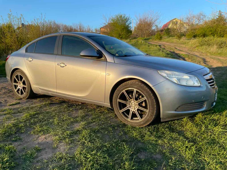 Opel Insignia 2009 - 10