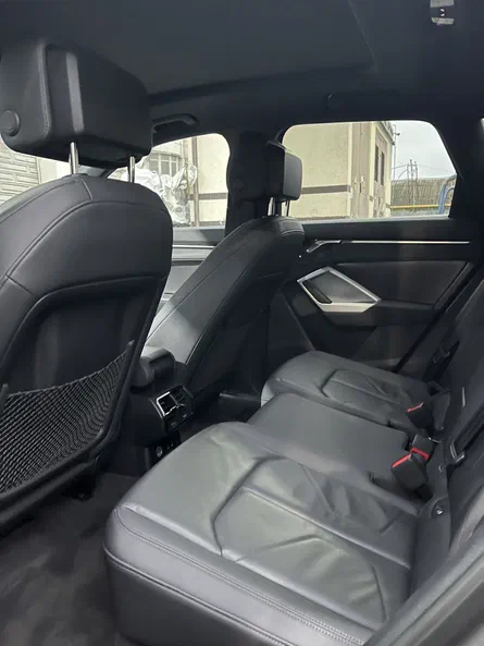 Audi Q3 2023 - 5