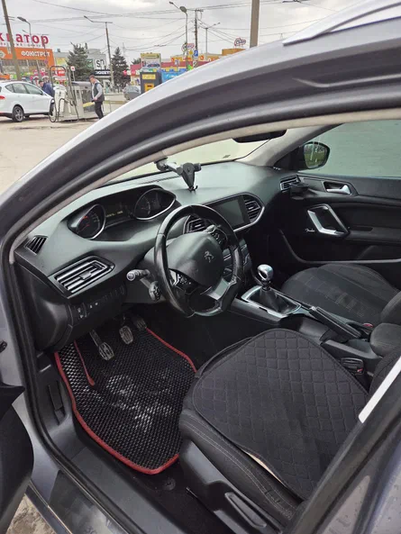 Peugeot 308 2015 - 7