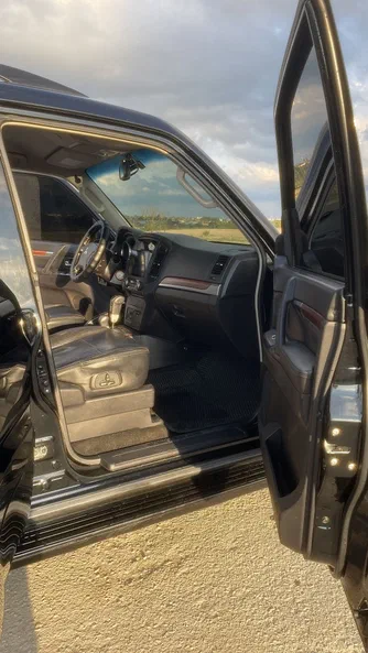 Mitsubishi Pajero 2008 - 9