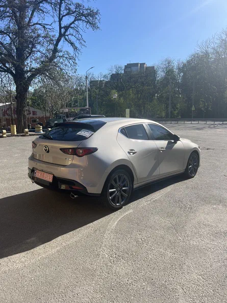 Mazda 3 2024