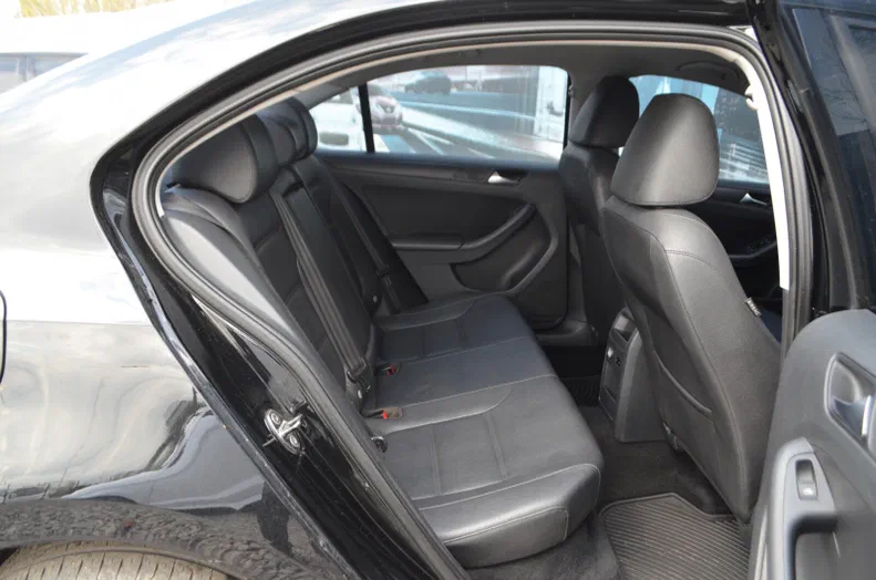 Volkswagen Jetta 2012 - 15