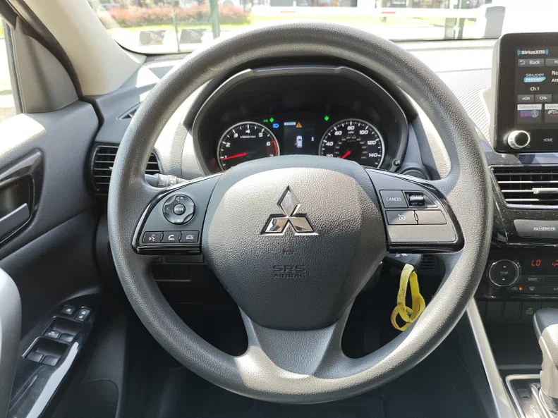 Mitsubishi Eclipse Cross 2023 - 11
