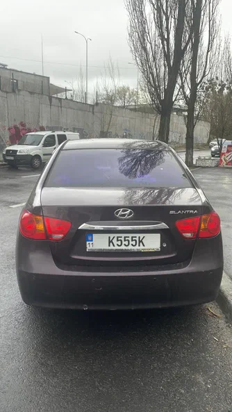 Hyundai Elantra 2011