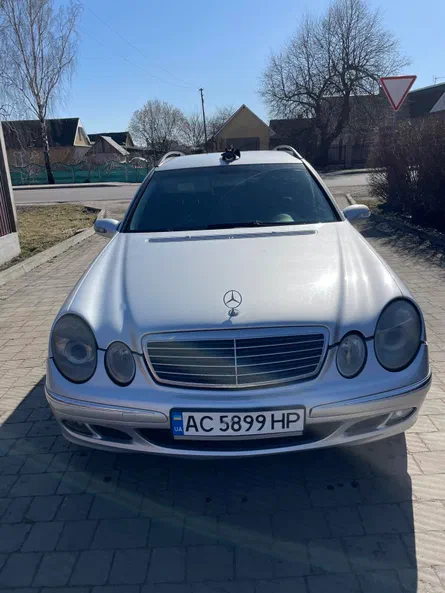 Mercedes-Benz E-Класс 2005