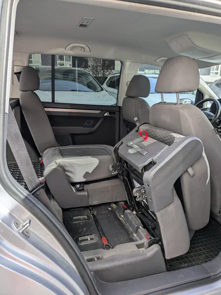 Volkswagen Touran 2008 - 23