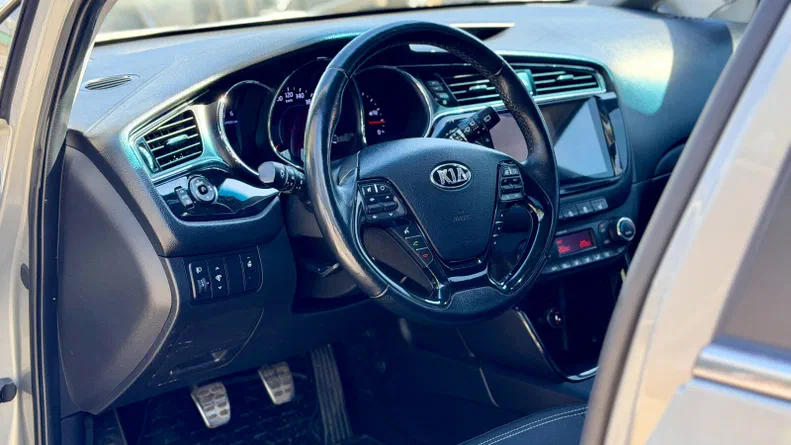 Kia Ceed 2017 - 13