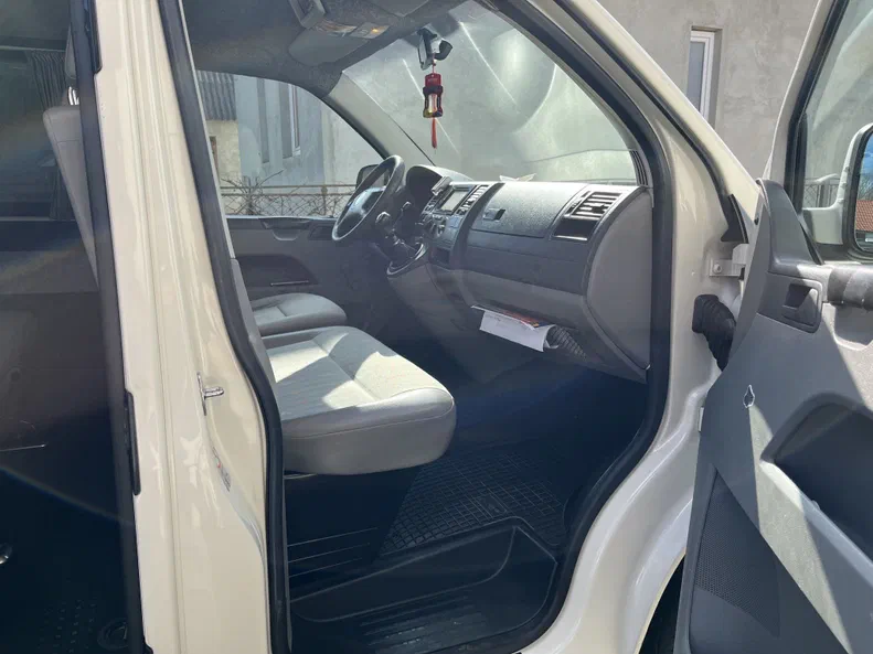 Volkswagen Transporter 2006 - 7