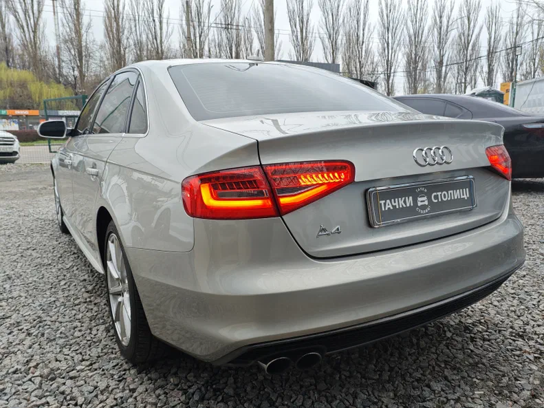 Audi A4 2015 - 6