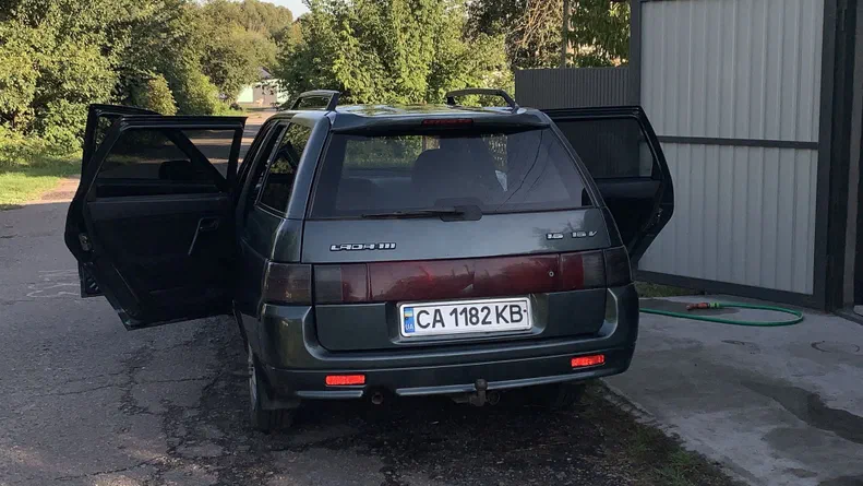 Lada (ВАЗ) 2111 2010 - 1
