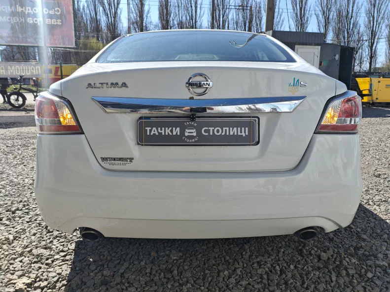 Nissan Altima 2015 - 6