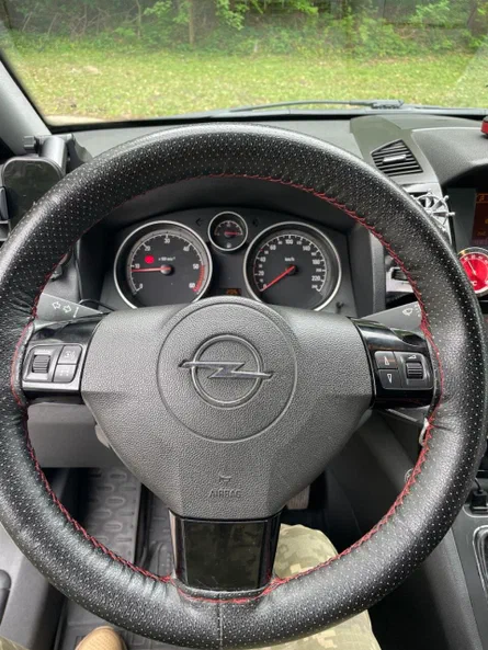 Opel Zafira 2010 - 8