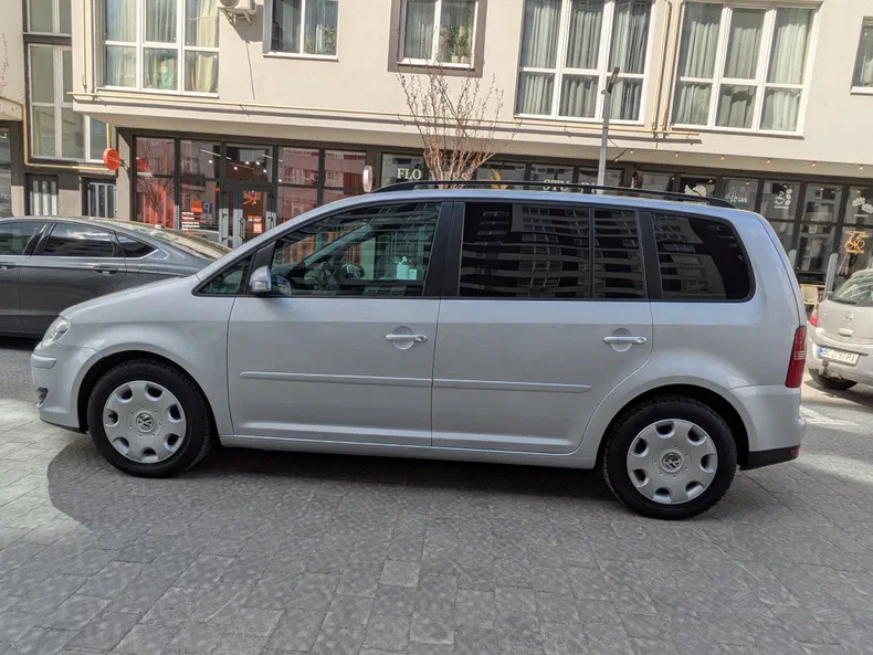 Volkswagen Touran 2008 - 5