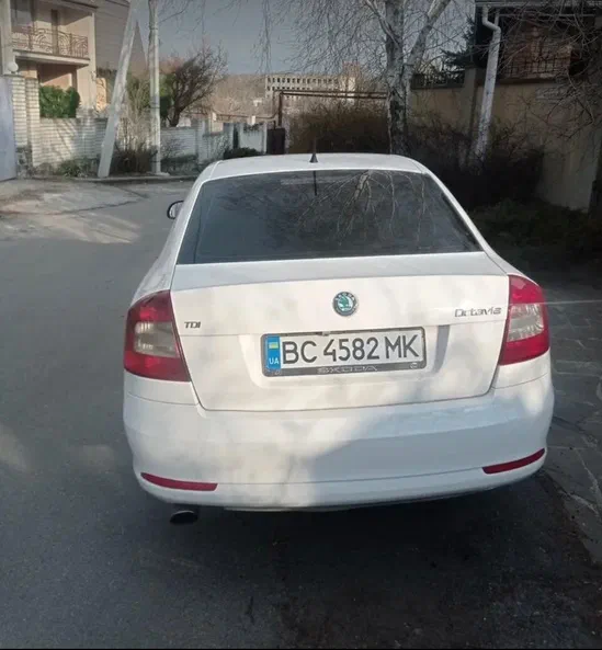 Skoda Octavia 2011 - 1