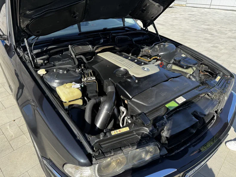 BMW 7 серія 2001 - 6
