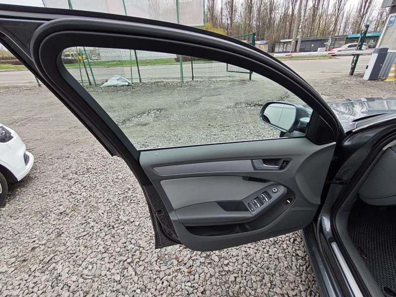 Audi A4 2013 - 31