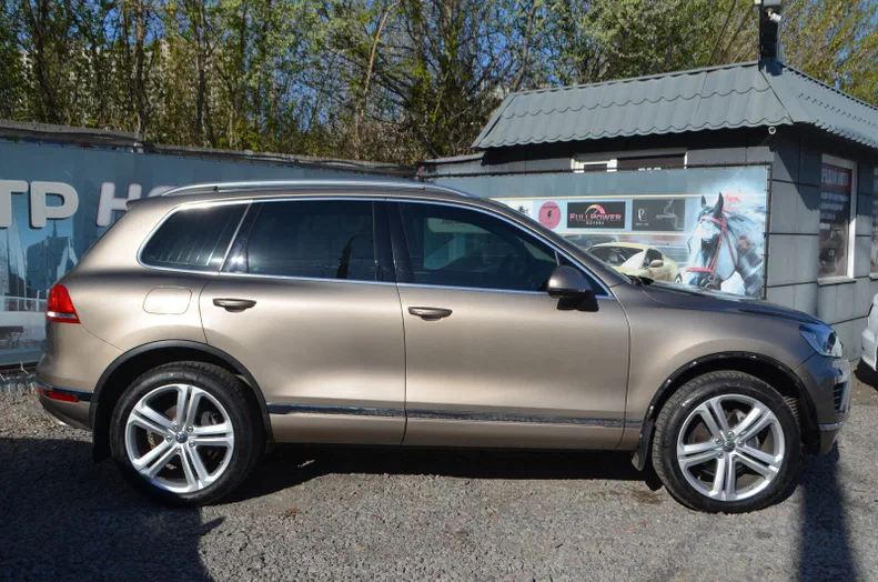 Volkswagen Touareg 2015 - 3