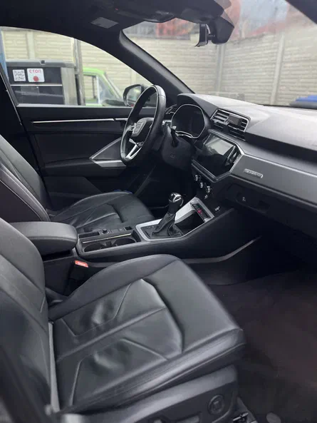 Audi Q3 2023 - 6