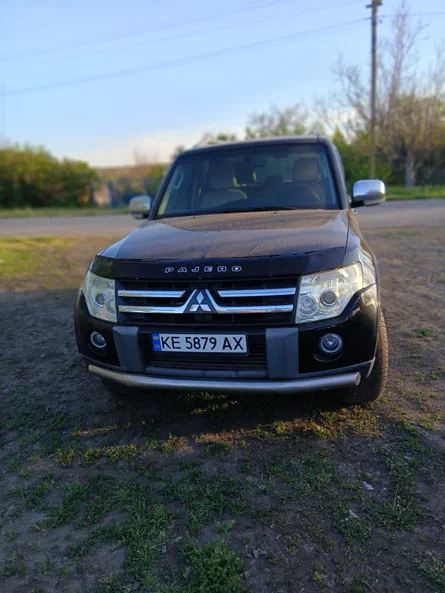 Mitsubishi Pajero 2008