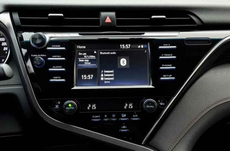 Toyota Camry 2018 - 13
