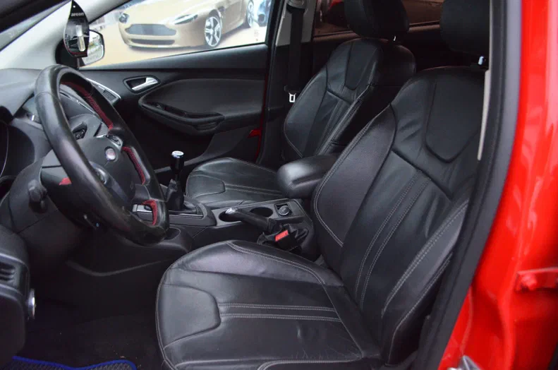 Ford Focus 2014 - 18
