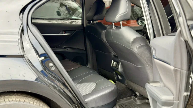 Toyota Camry 2024 - 15