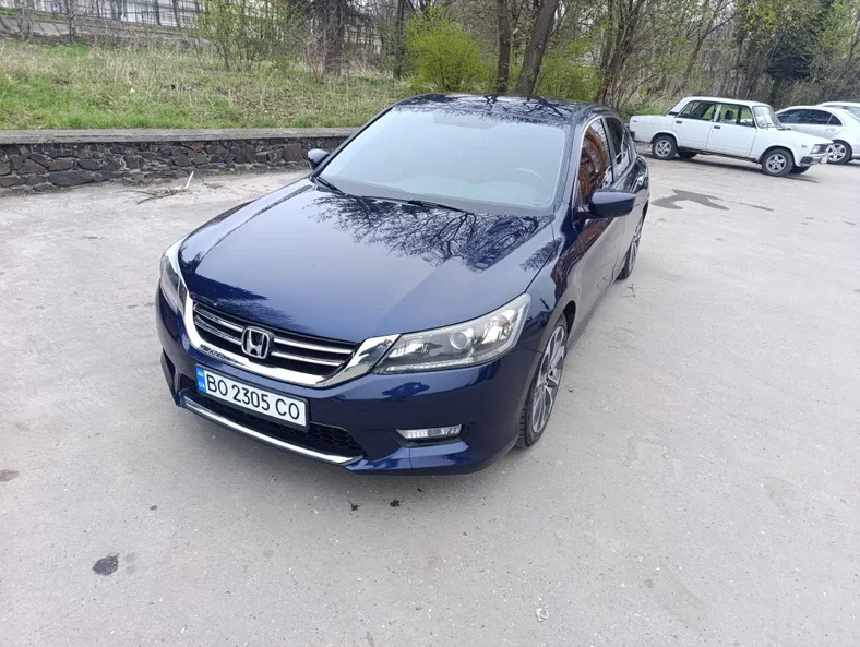 Honda Accord 2015 - 1