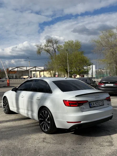 Audi A4 2016 - 5
