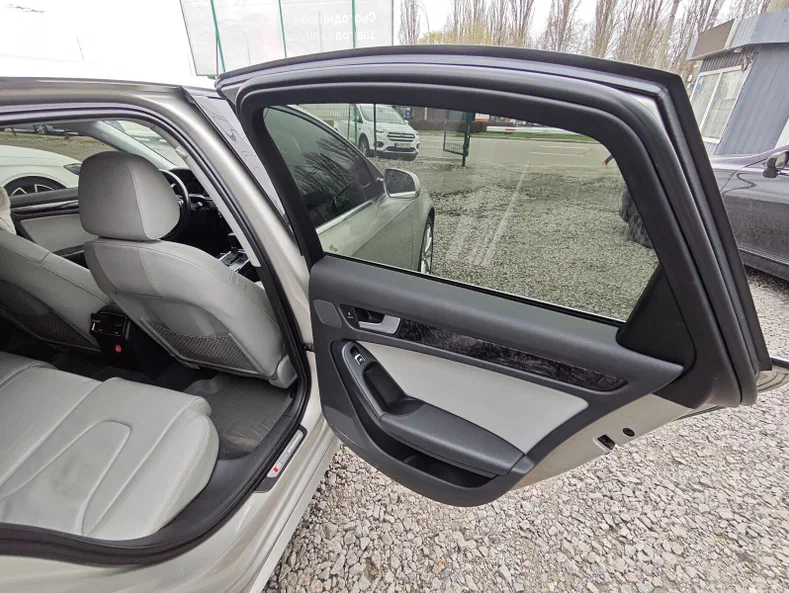 Audi A4 2015 - 28