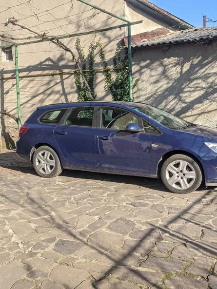 Opel Astra 2016 - 2