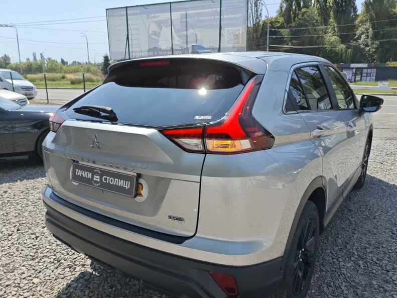 Mitsubishi Eclipse Cross 2023 - 6