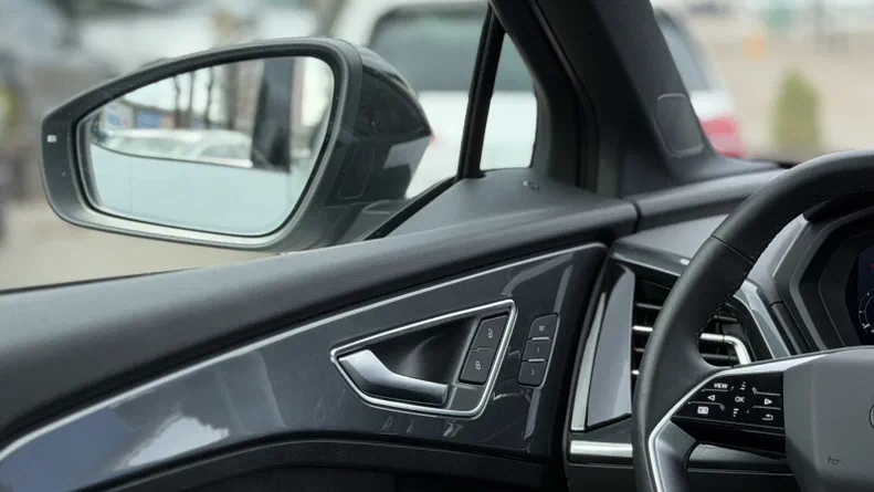 Audi Q5 e-tron 2025