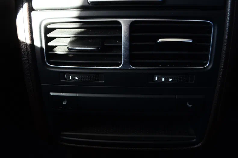 Volkswagen Touareg 2015 - 22
