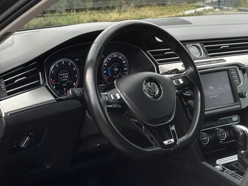 Volkswagen Passat 2016 - 9