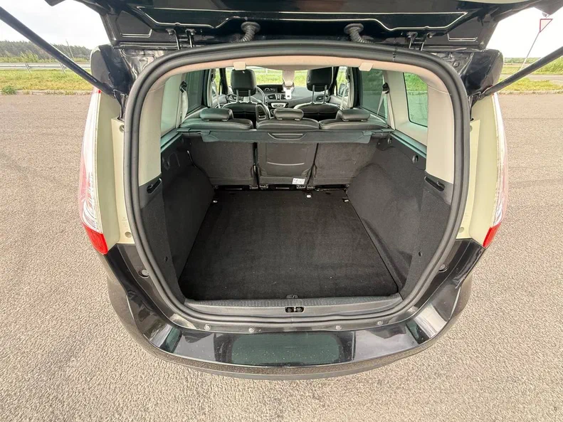 Renault Scenic 2015 - 23
