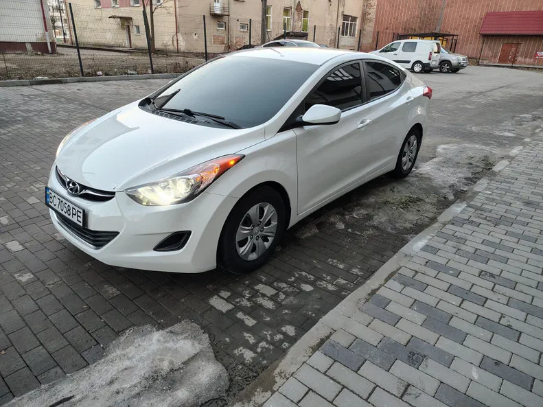 Hyundai Elantra 2013 - 9