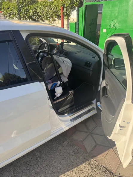 Volkswagen Polo 2012 - 14