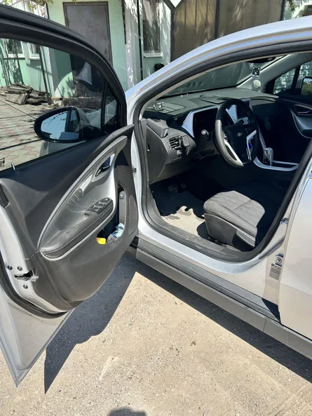 Chevrolet Volt 2011 - 13