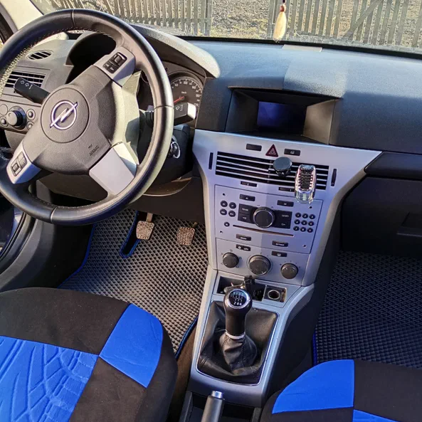 Opel Astra 2010 - 3