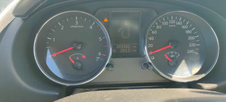 Nissan Qashqai 2010 - 5