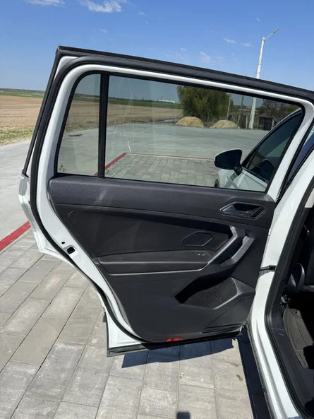 Volkswagen Tiguan 2020 - 17