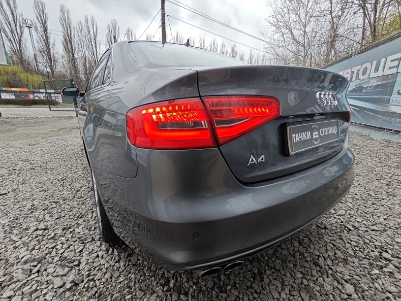 Audi A4 2013 - 8