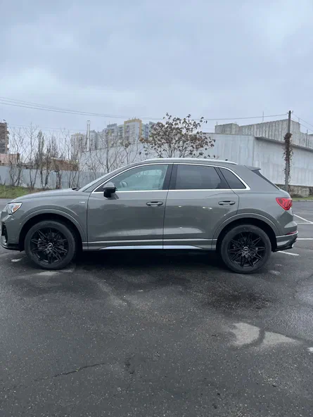 Audi Q3 2023 - 7