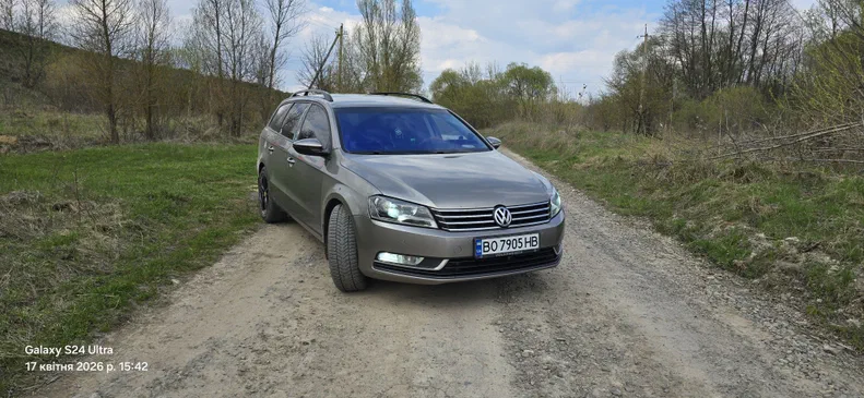 Volkswagen Passat 2012 - 9