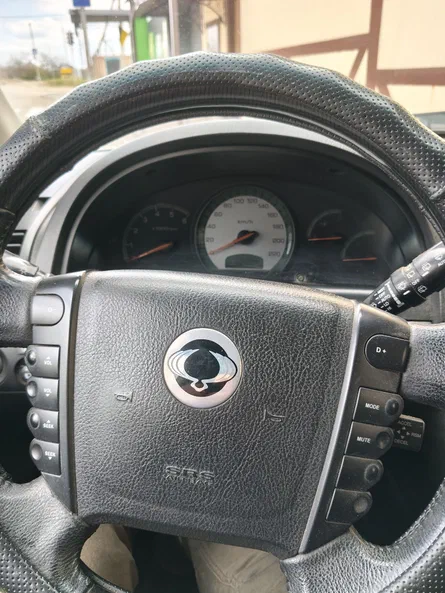 SsangYong Rexton 2011 - 3