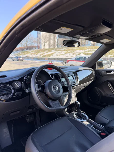 Volkswagen Beetle 2015 - 4